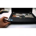 Service reparatii laptop inlocuire carcasa palmrest